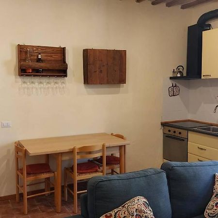 Piccolo Appartamento Monticiano Luaran gambar
